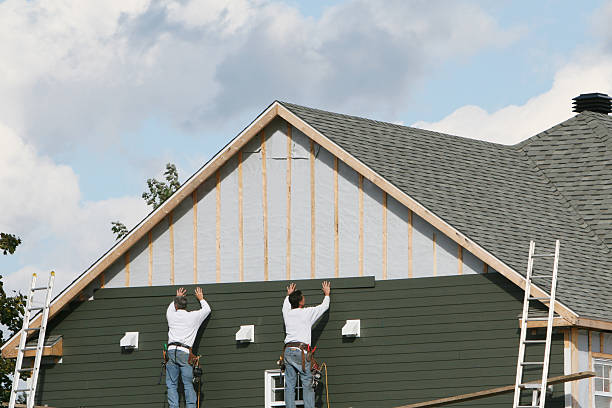 Professional Siding Installation technician working in Blanchester, OH